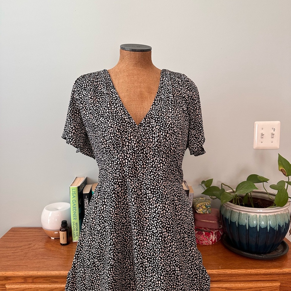 Abercrombie & Fitch Black White and Tan Mini Dress